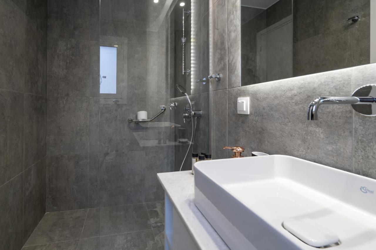 The Urban King Apartment Atene Esterno foto